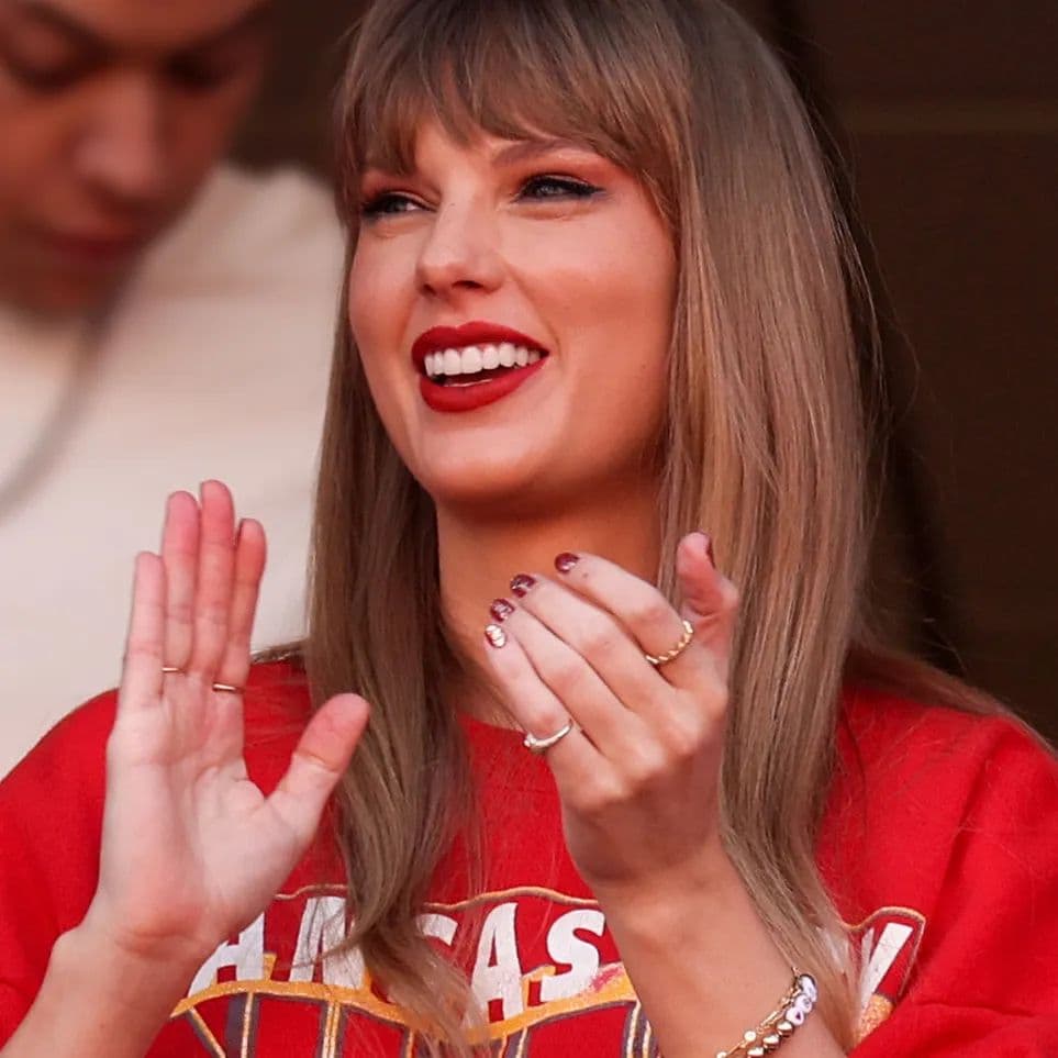 Super Bowl: Taylor Swift shown more than 5 times?